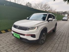 长安CS35PLUS 2022款 1.6L 手动豪华版