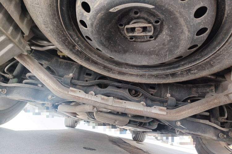 广汽传祺 传祺GS8 2022款 双擎系列 2.0TM 四驱尊贵版 （七座）局部细节9008