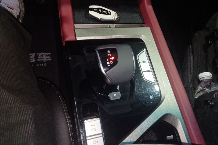 捷途X70 2023款 1.5T DCT梦想版 5座中控内饰18