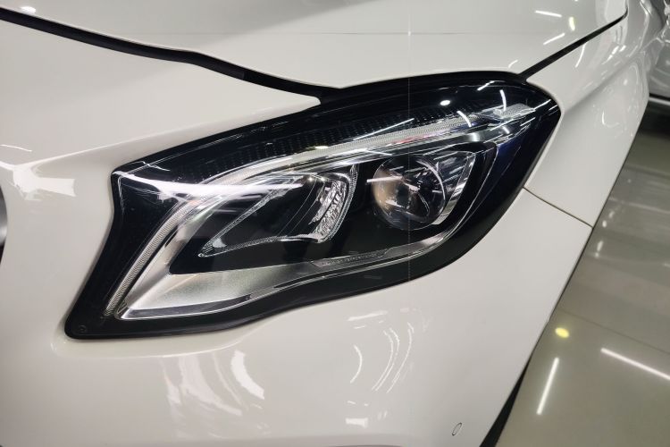 奔驰GLA 2018款 GLA 200 时尚型局部细节36