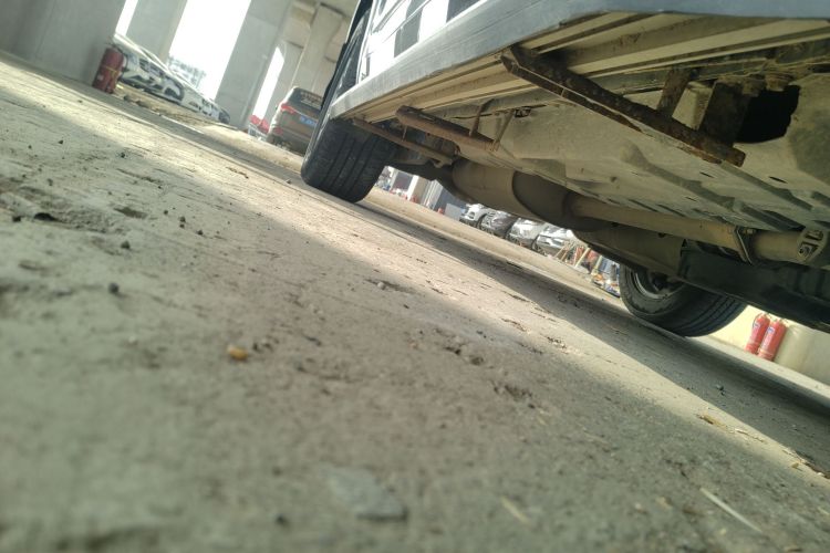 丰田 汉兰达 2015款 2.0T 四驱精英版 7座局部细节9001