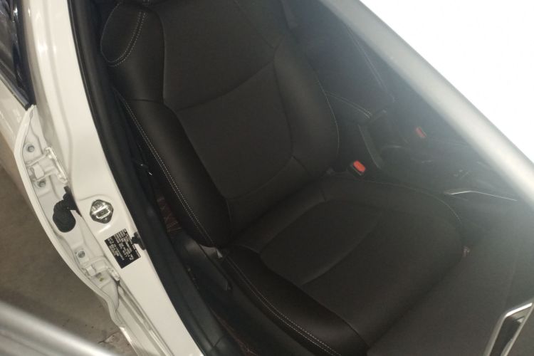 丰田 亚洲狮 2021款 2.0L 豪华版局部细节41