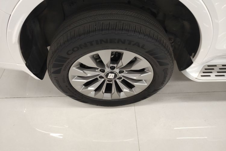 坦克500新能源 2025款 Hi4-Z车身外观6008