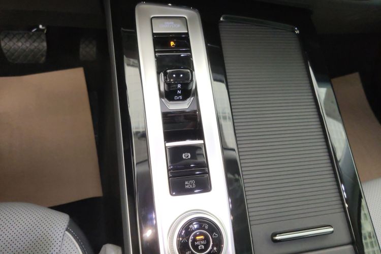 大众 揽巡 2024款 改款 380TSI 四驱R-Line巡游 众享款局部细节18