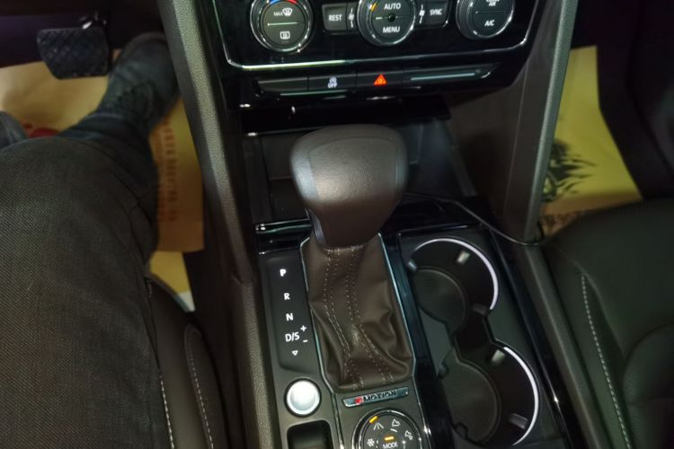 大众 途昂 2020款 改款 380TSI 四驱豪华版中控内饰18