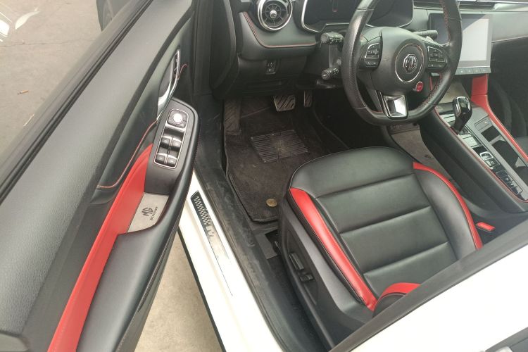 名爵 MG6 2020款 1.5T 自动Trophy豪华版中控内饰20