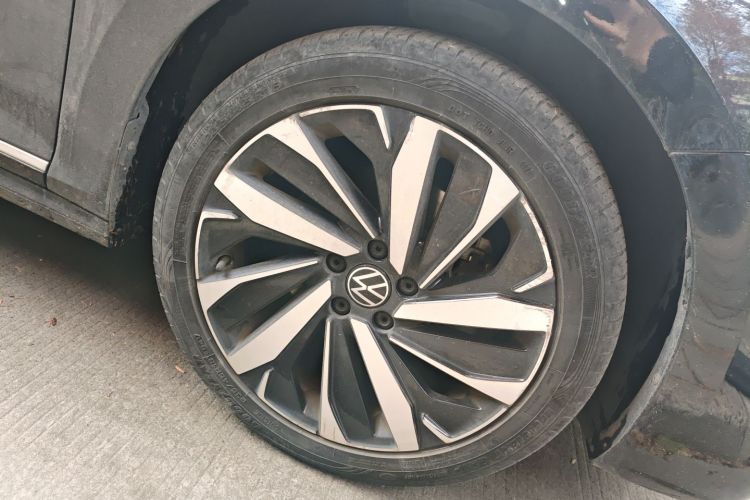 大众 帕萨特 2023款 330TSI 星空精英版车身外观10