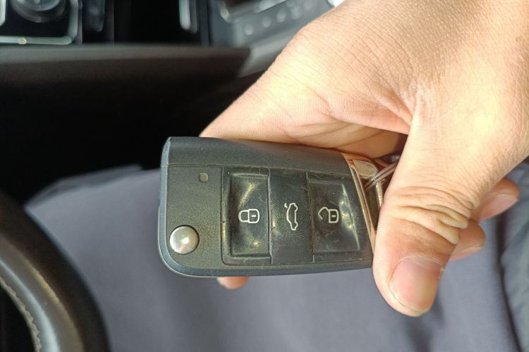 大众 途昂 2017款 530 V6 四驱至尊旗舰版中控内饰7001