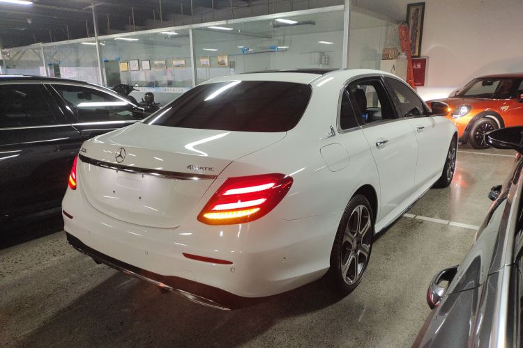 奔驰E级 2017款 E 320 L 运动型 4MATIC车身外观6005