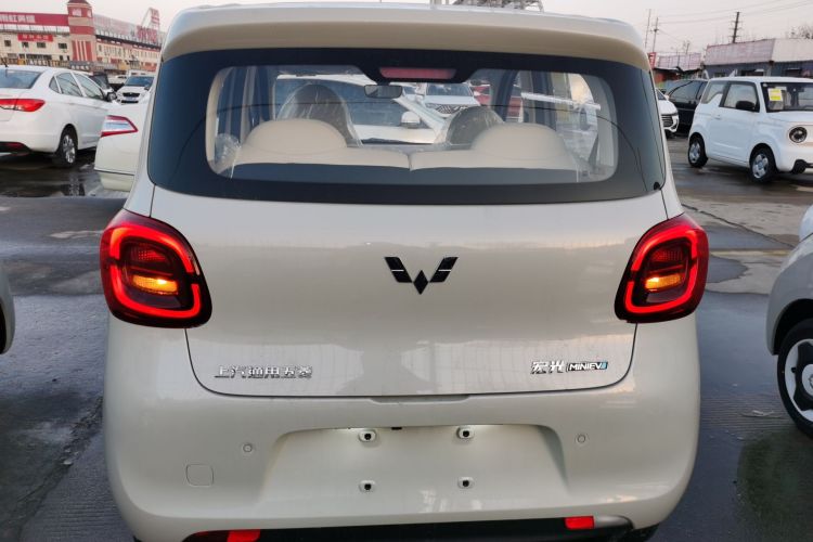 五菱汽车 宏光MINIEV 2025款 四门版 进阶款车身外观6004