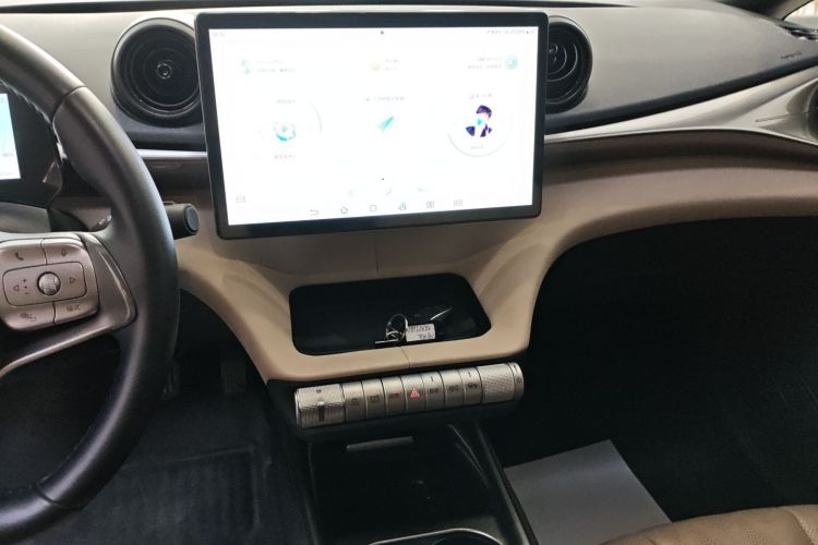 比亚迪 海豚 2024款 荣耀版 420km 时尚版中控内饰16