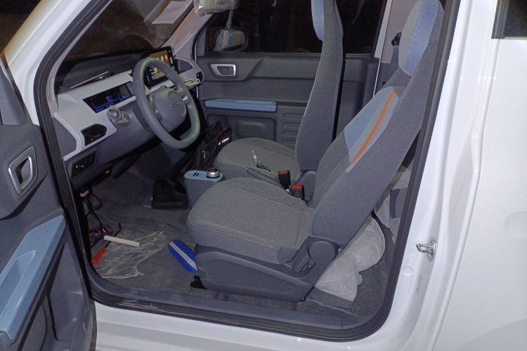 吉利银河 2024款 熊猫mini 200km 耐力熊局部细节19