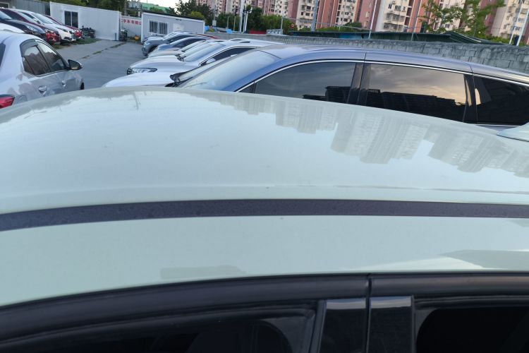 欧拉好猫 2023款 401km标准续航 舒享型 磷酸铁锂车身外观57