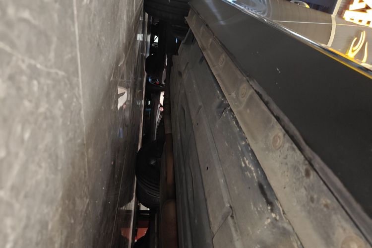 广汽传祺 传祺GS8 2022款 领航系列 2.0TGDI 四驱豪华智联版（六座）局部细节9001