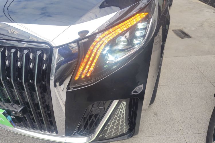 奔驰 威霆 2023款 2.0T 商务版 7座局部细节36