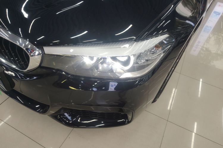 宝马5系 2018款 525Li M运动套装局部细节36