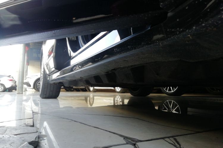 福特 金牛座 2015款 EcoBoost 245 至尊型局部细节9001