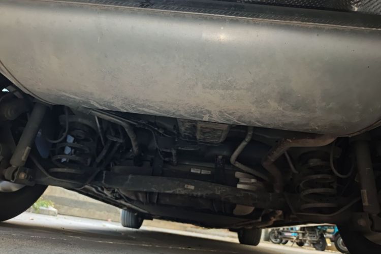 比亚迪 宋MAX新能源 2022款 DM-i 105KM 行政版局部细节9009