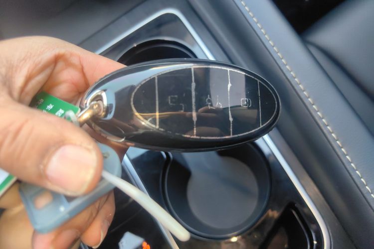 奔腾B70 2025款 龙耀版 1.5T 欢享型中控内饰11