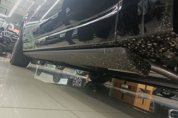 理想汽车 理想L9 2025款 Ultra 智能焕新版局部细节9001