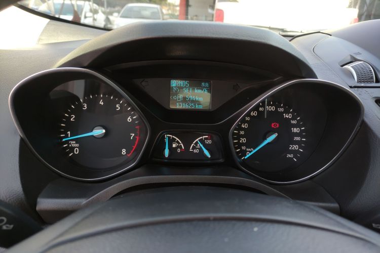 福特 翼虎 2018款 EcoBoost 180 两驱铂翼型局部细节14