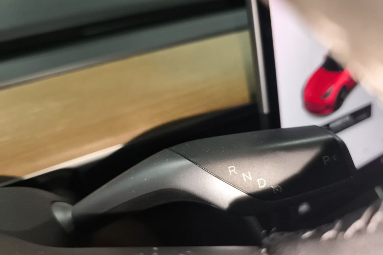 特斯拉 Model 3 2020款 改款 标准续航后驱升级版中控内饰18