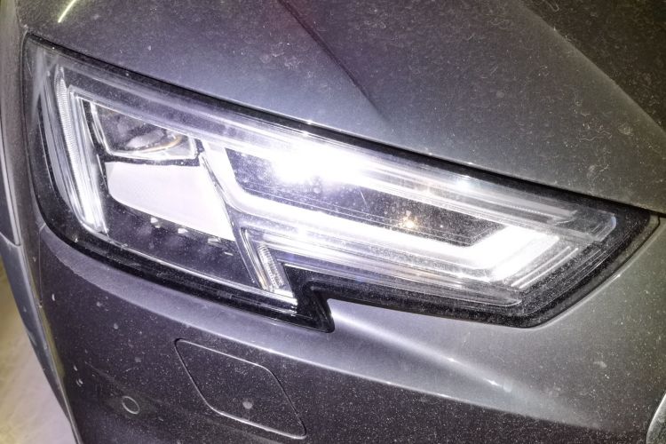 奥迪A4(进口) 2019款 45 TFSI allroad quattro 时尚型车身外观8