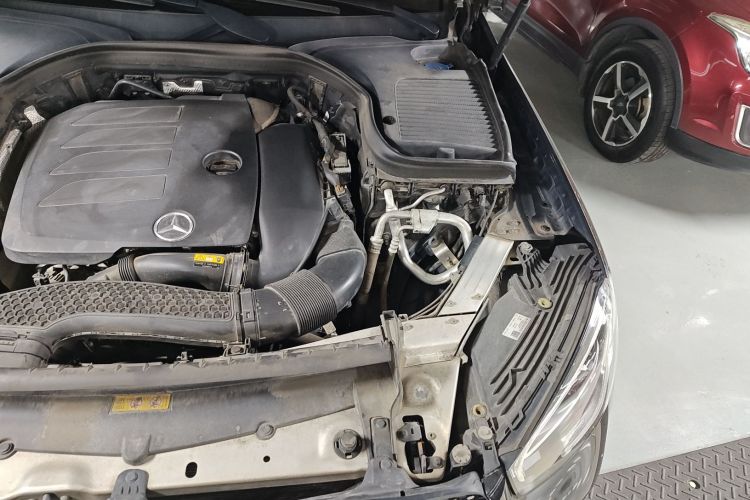 奔驰GLC 2021款 GLC 260 L 4MATIC 豪华型机舱底盘26