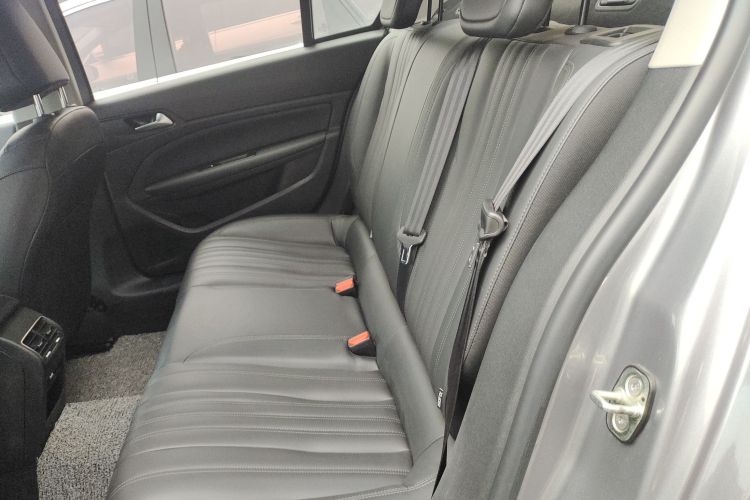 标致408 2022款 1.6T 追光版中控内饰21