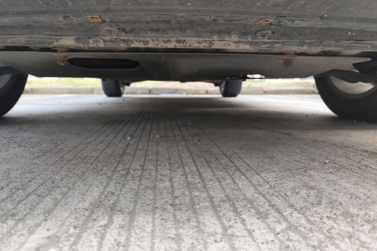 日产 逍客 2016款 2.0L CVT精英版局部细节9008