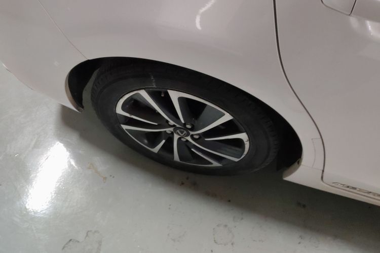 雷克萨斯CT 2017款 CT200h 精英版 单色 国V车身外观6003