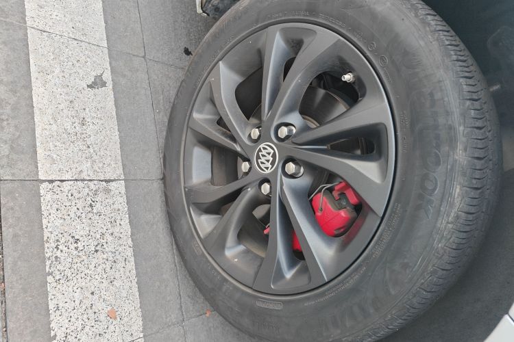 别克 威朗 2023款 Pro GS 疾风版车身外观10