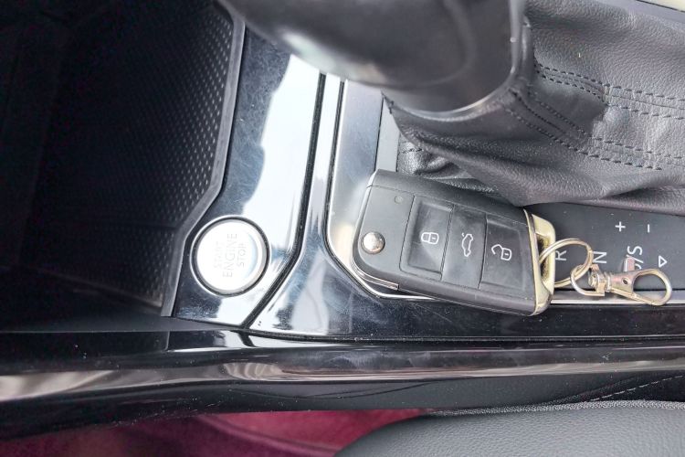 大众 T-ROC探歌 2020款 280TSI DSG两驱舒适型中控内饰11