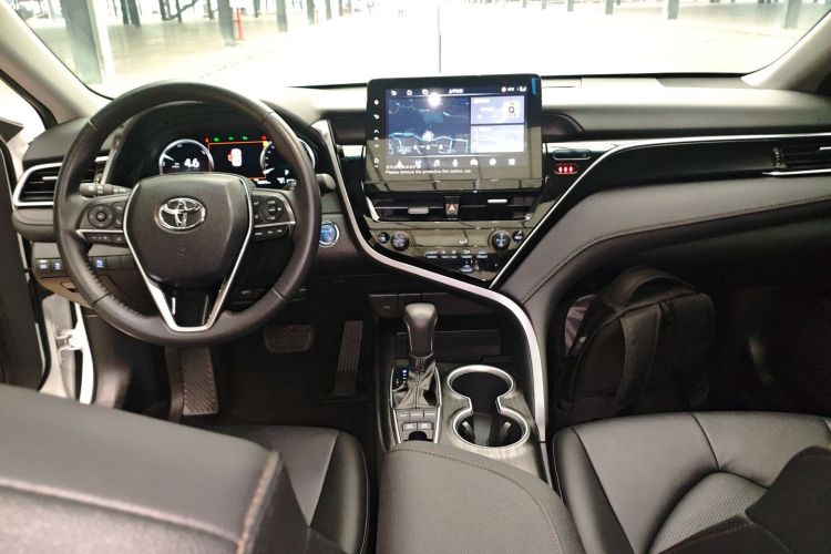 丰田 凯美瑞 2023款 双擎 2.5HG 豪华版中控内饰7002