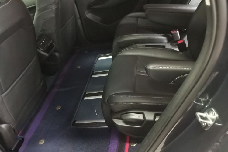 五菱汽车 五菱凯捷 2022款 280T 1.5T CVT旗舰型中控内饰21