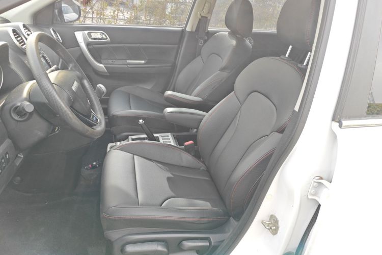 哈弗H6 2016款 升级版 1.5T 手动两驱都市型中控内饰19