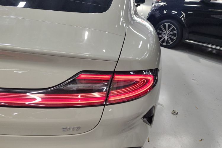 小米汽车 小米SU7 2024款 后驱长续航智驾版车身外观9