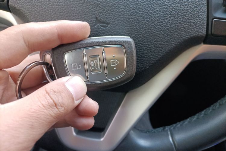 现代 途胜 2018款 1.6T 双离合两驱15周年特别版中控内饰11