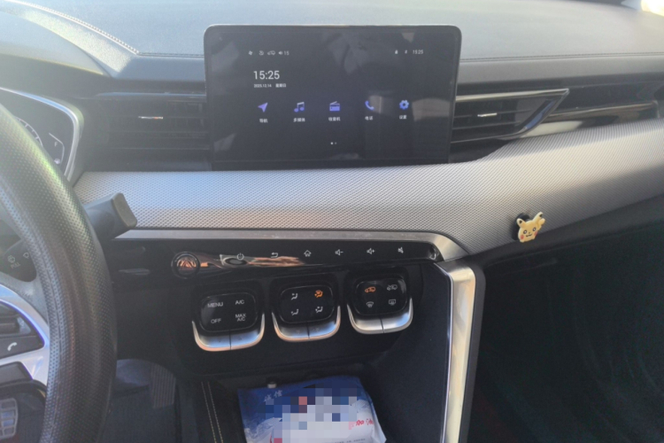 北京汽车 北京X3 2019款 1.5T 手动荣耀版中控内饰16
