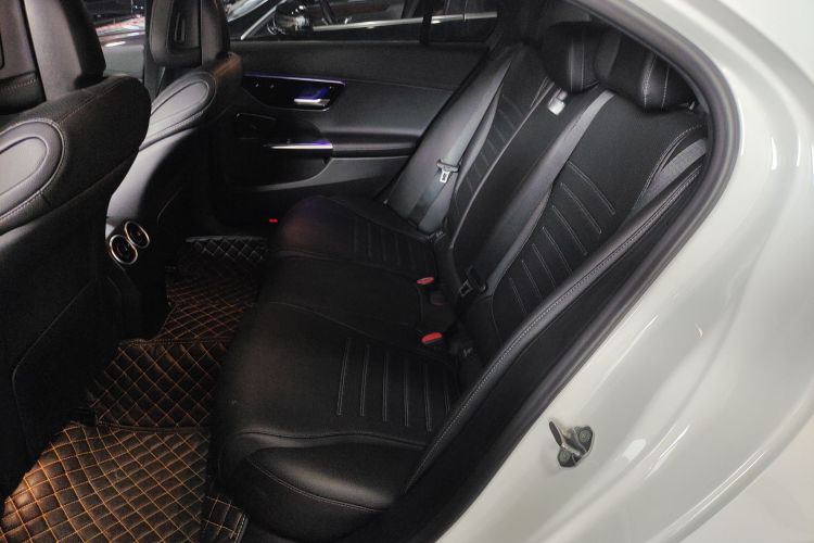 奔驰C级 2022款 C 200 L 运动版中控内饰21