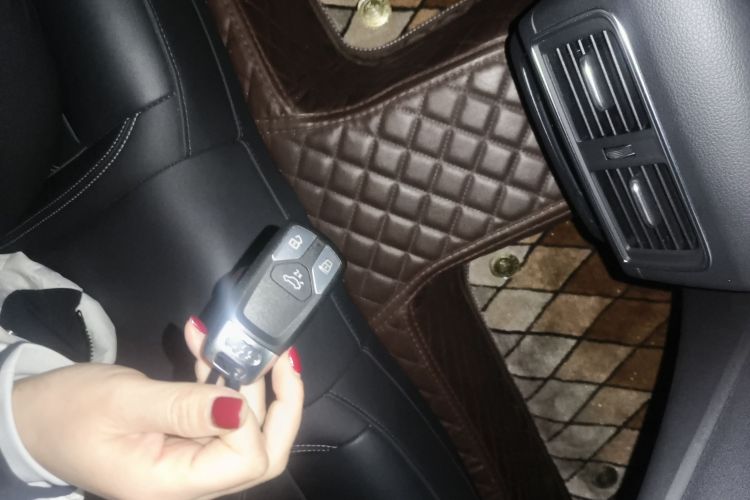 奥迪Q5L 2022款 45T 豪华动感型中控内饰11