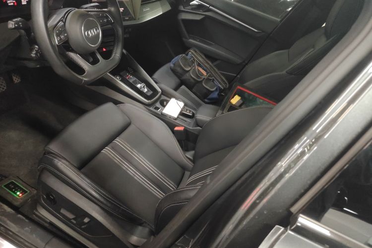 奥迪A3 2022款 A3L Limousine 35 TFSI 时尚运动型局部细节19