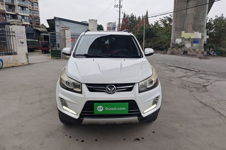 北汽幻速S3 2017款 1.5L 手动豪华型车身外观2