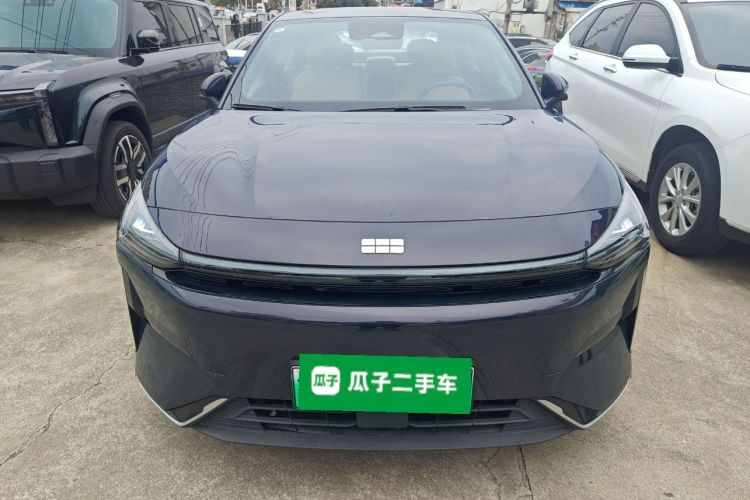 吉利银河 银河L6 2023款 125km 星舰车身外观2