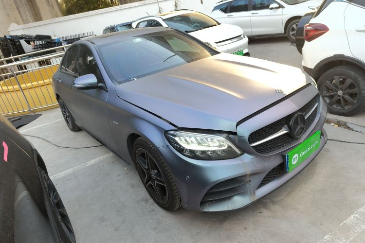奔驰C级 2021款 C 260 星耀臻藏版车身外观3
