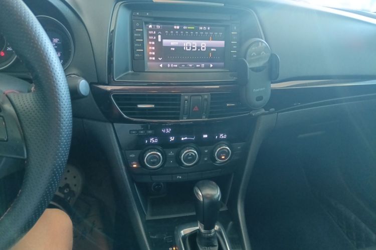 马自达 阿特兹 2014款 2.0L 蓝天豪华版中控内饰16