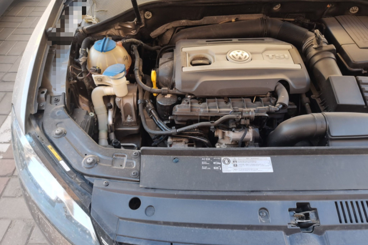 大众 帕萨特 2015款 1.8TSI DSG御尊版局部细节9006