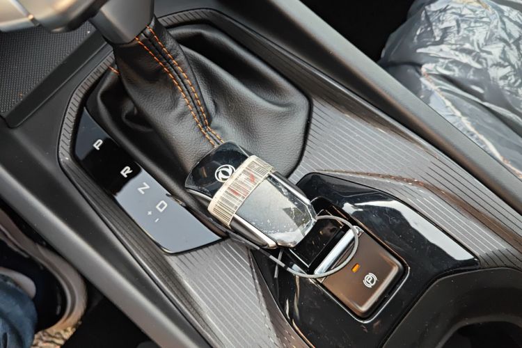 东风风神 奕炫 2024款 1.5L 自动劲速版中控内饰11