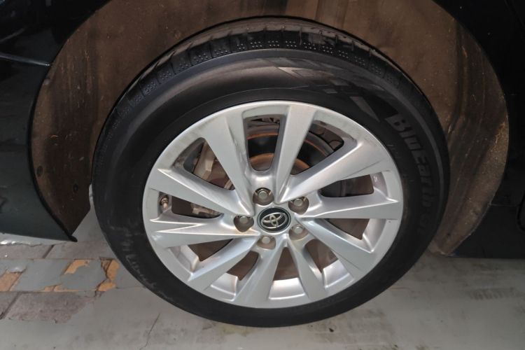 丰田 凯美瑞 2021款 2.0G 豪华版车身外观6008