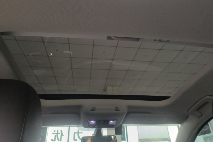 大众 高尔夫 2023款 改款 280TSI DSG Pro中控内饰22